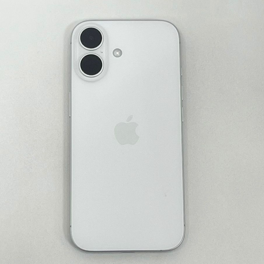 ほぼ新品】iPhone17 256GB ホワイト SIMフリー KUS22053 - メルカリ