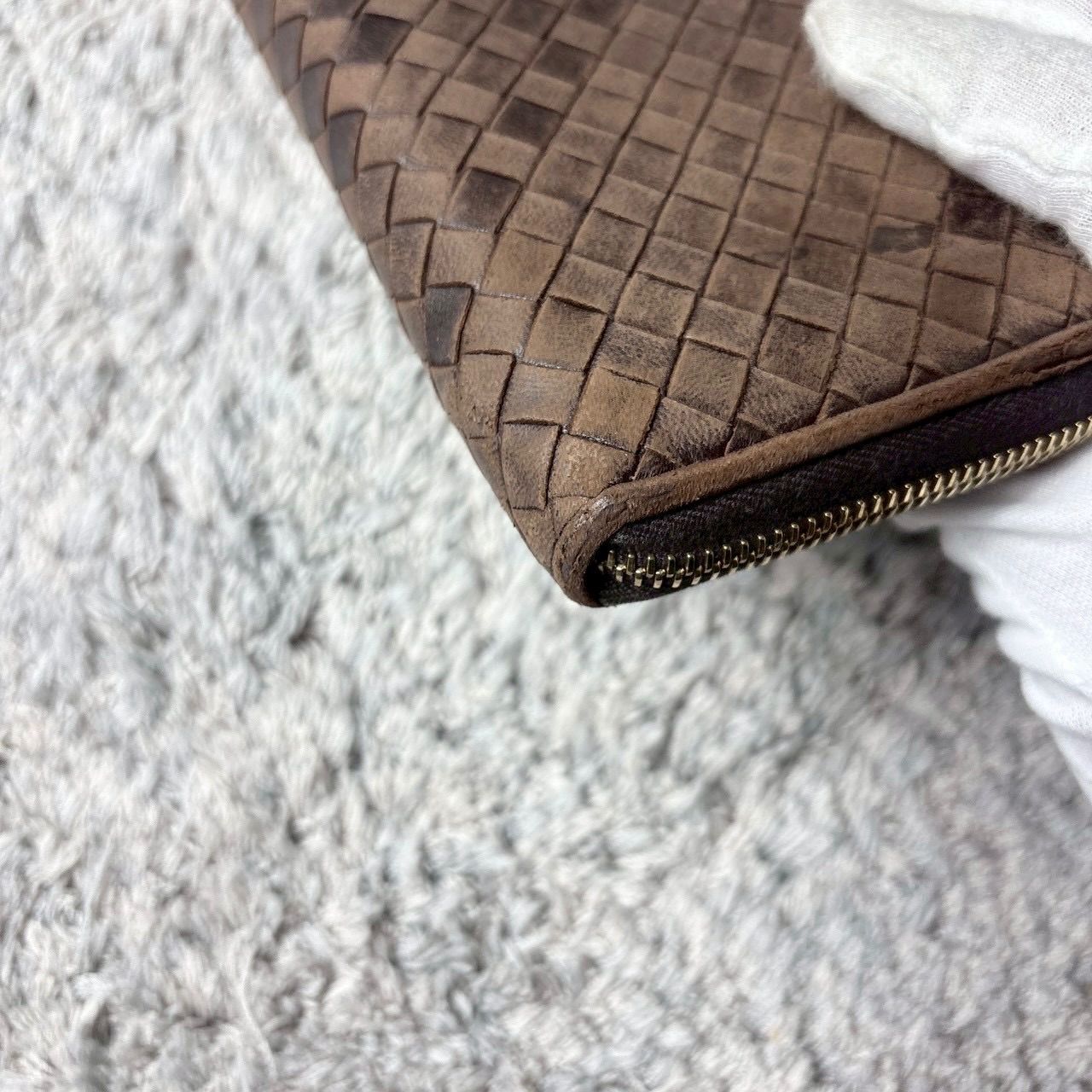 BOTTEGA VENETA ボッテガヴェネタ 長財布 ラウンドファスナー イントレ