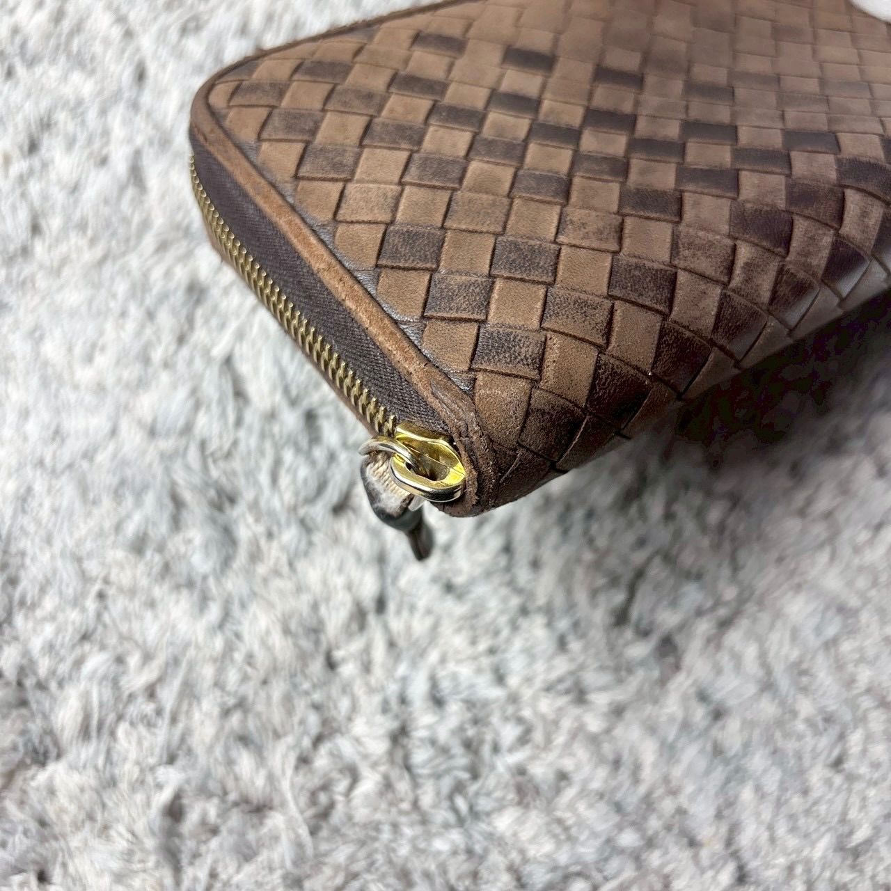 BOTTEGA VENETA ボッテガヴェネタ 長財布 ラウンドファスナー イントレ
