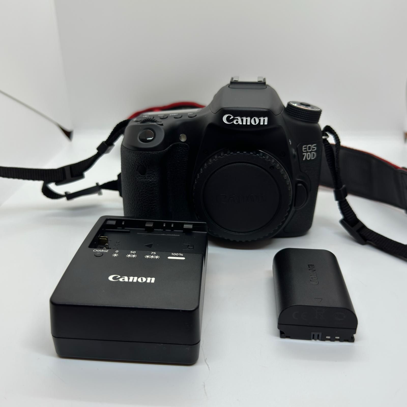 全額返金保証】【最速発送】Canon デジタル一眼 70D ボディ ブラック