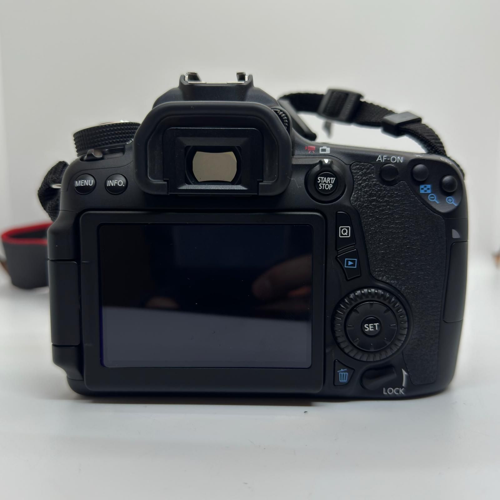 全額返金保証】【最速発送】Canon デジタル一眼 70D ボディ ブラック