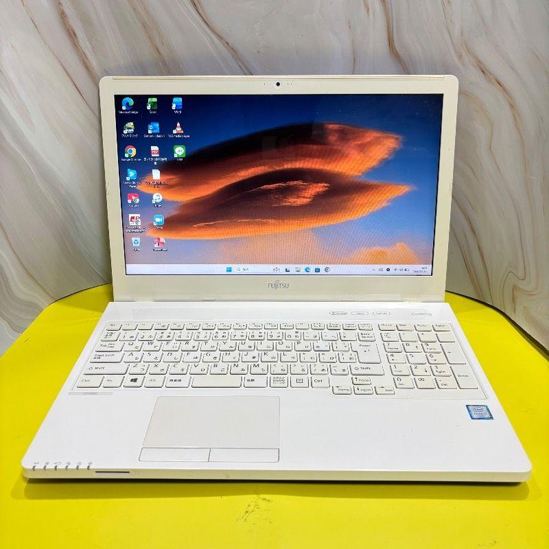 Office付】LIFEBOOK Win11 SSD256GB i7 8GB - メルカリ