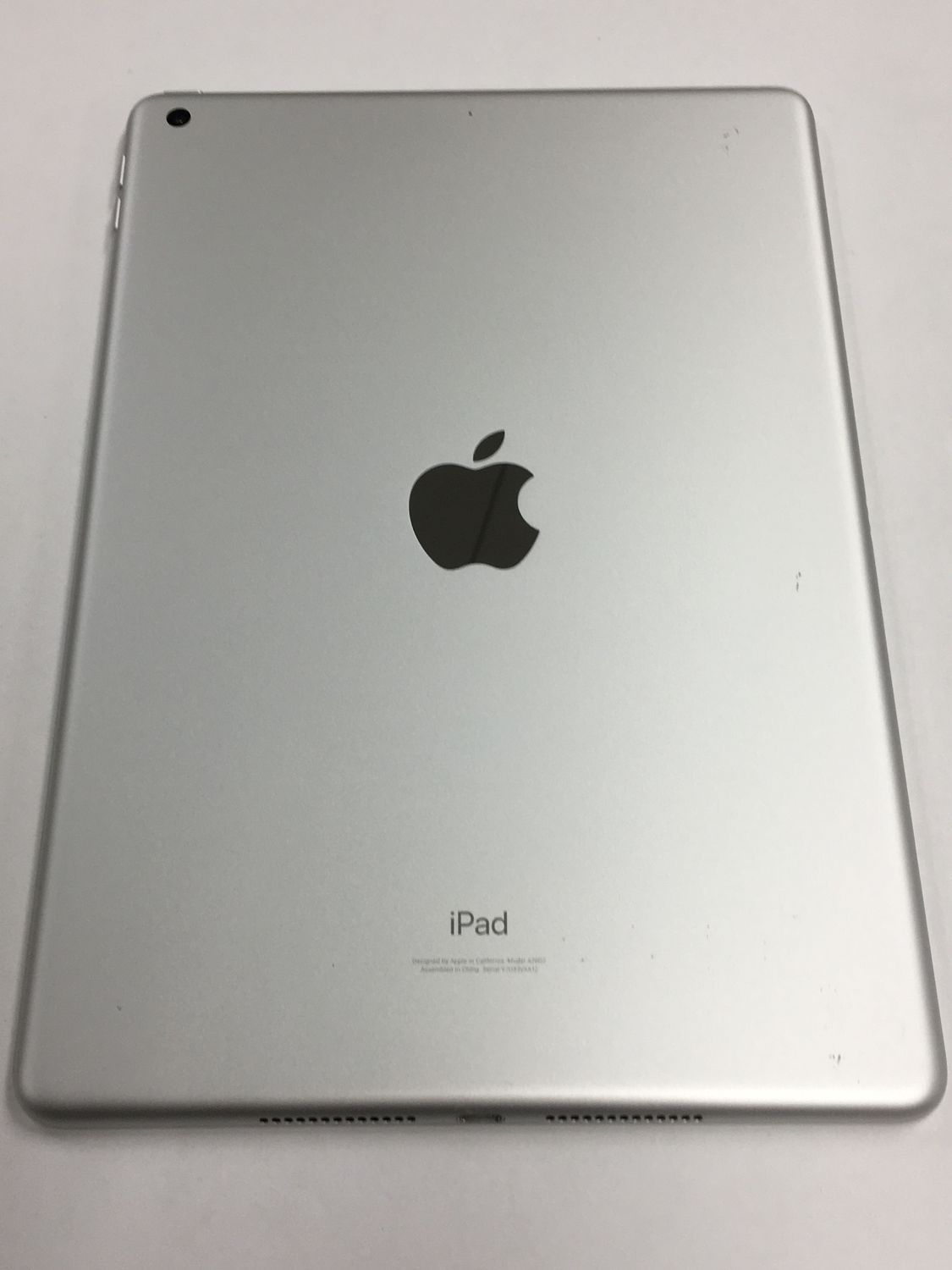 美品 iPad 第9世代 64GB WiFi シルバー 中古 - メルカリ