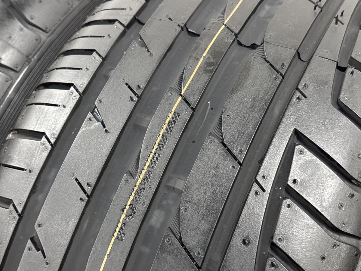 未走行品 バリ溝 4本セット】225/50R18 FORCEUM OCTA レクサス UX C-HR 