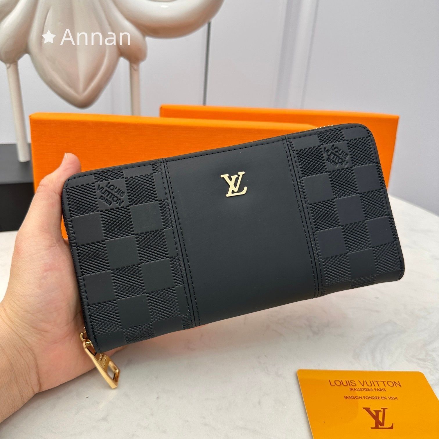 大人気中 超美品 LOUIS VUITTON ルイヴィトン メンズ 長財布