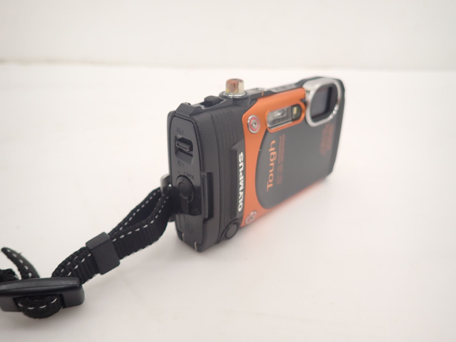 ∽ OLYMPUS オリンパス コンパクトデジタルカメラ TG-860 オレンジ
