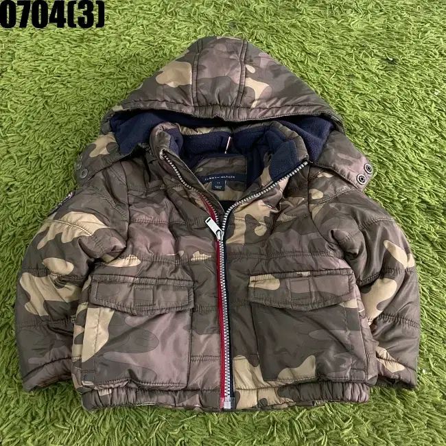 【アメリカ購入品】  トミーヒルフィガー☆子供用ダウン HOT Tommy Hilfiger トミーヒルフィガー ダウン 子供用