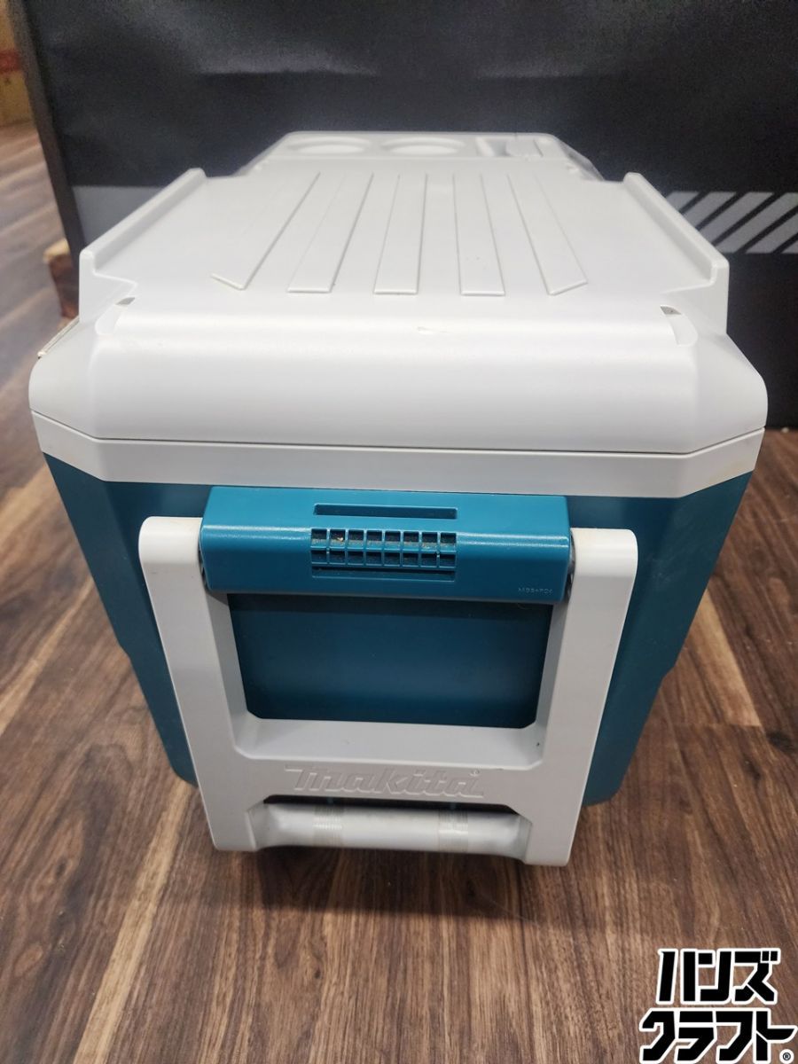 ♭【ジャンク品】 MAKITA マキタ 充電式保冷温庫 CW180D 通電はするが