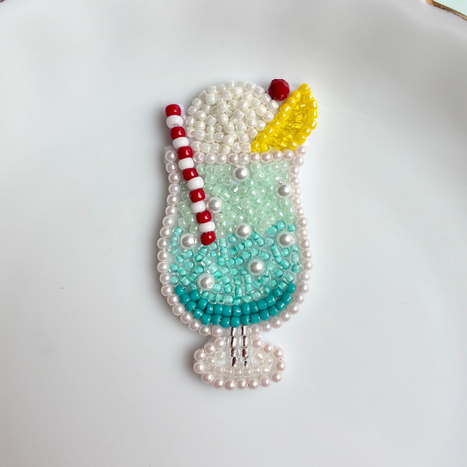 クリームソーダ トロピカルジュース（グリーン）ビーズ刺繍 ブローチ