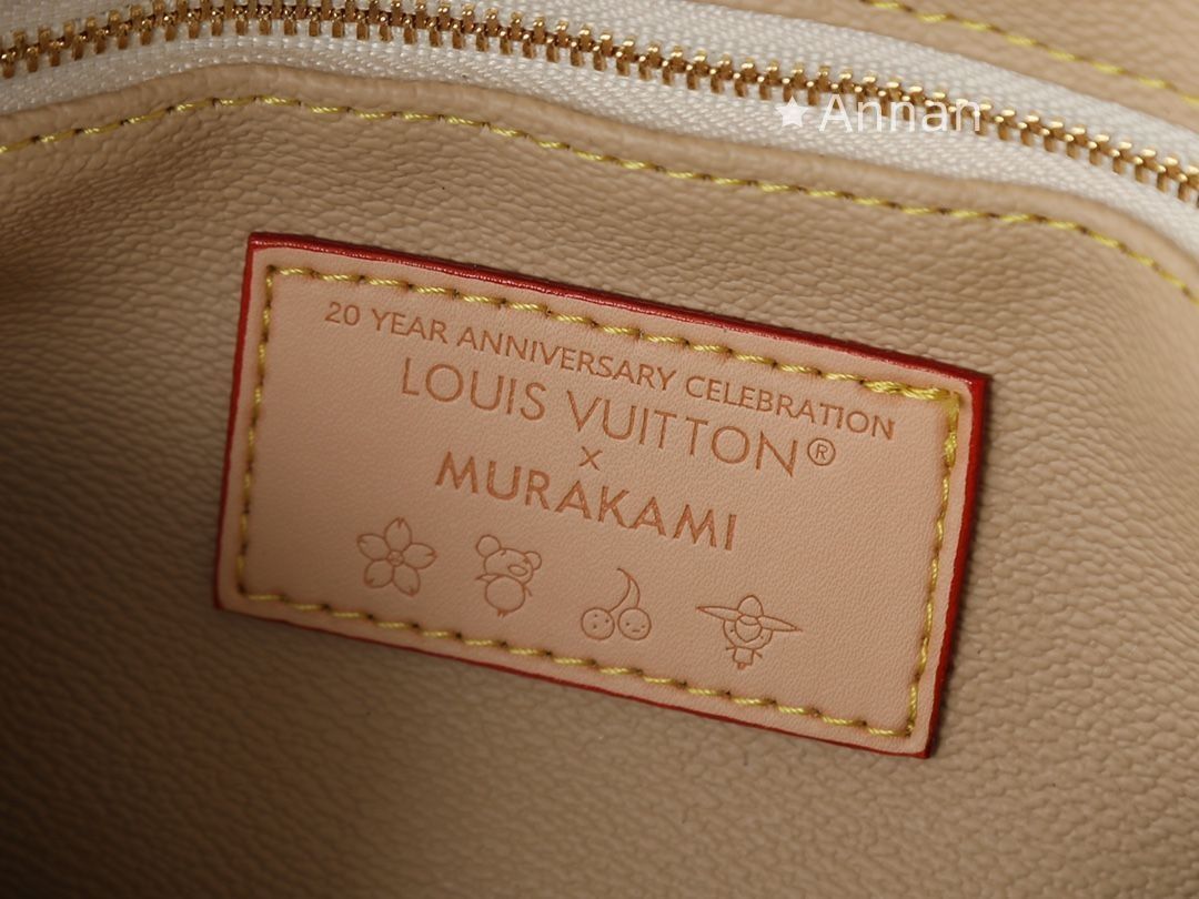 入手困難 Louis vuittonルイヴィトン モノグラム 化粧ポーチ - メルカリ