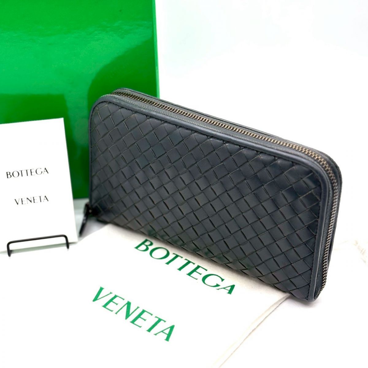 編み込まれた静かな美意識】 BOTTEGA VENETA イントレチャート