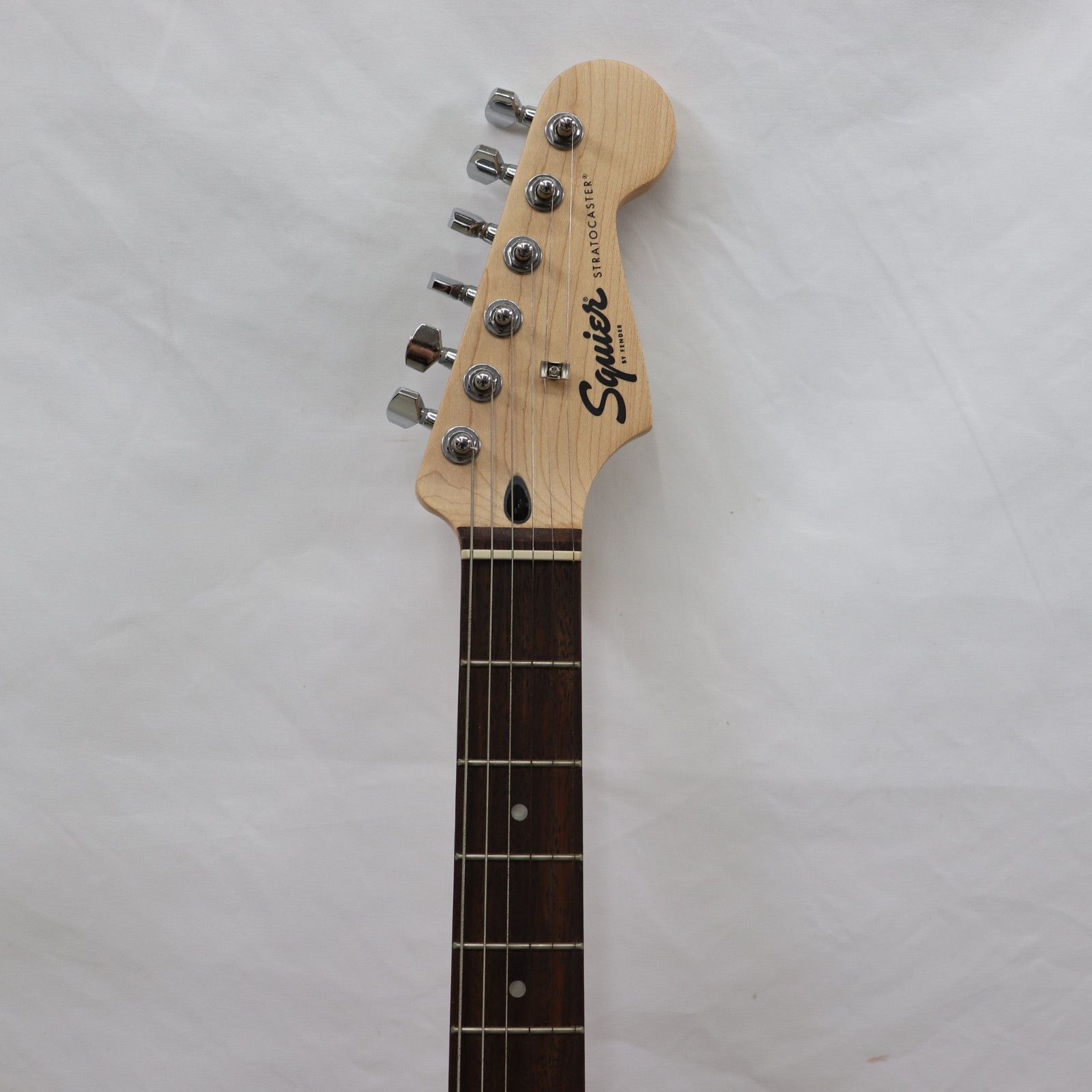 美品】Squier スクワイヤー Sonic Stratocaster エレキギター ブラック