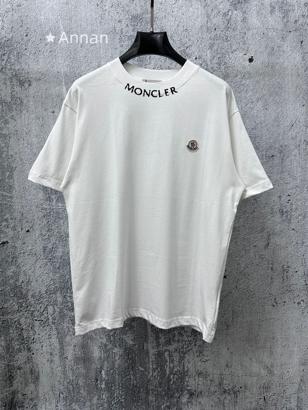 限界価格美品 MONCLER モンクレール　半袖　夏服　トップス 男女兼用