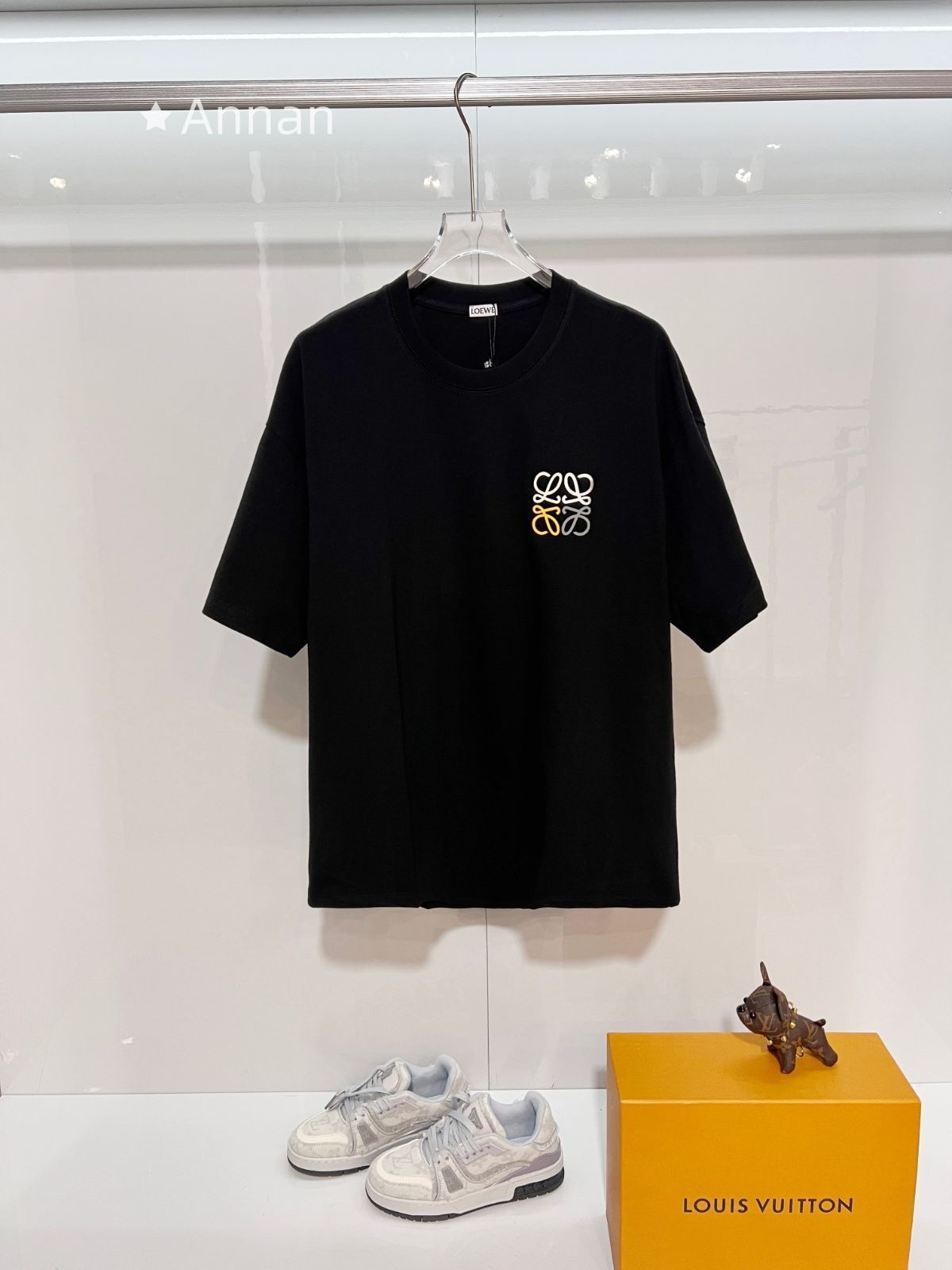 新作 期間限定☆LOEWE　ロエベ Tシャツ　半袖　夏服　トップス 男女兼用