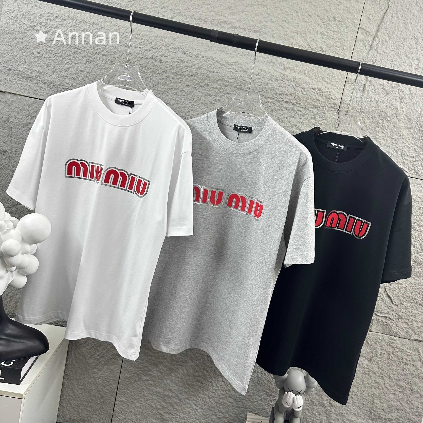 超極SSS美品 良品MIUMIU ミュウミュウ Tシャツ 半袖 夏服 トップス