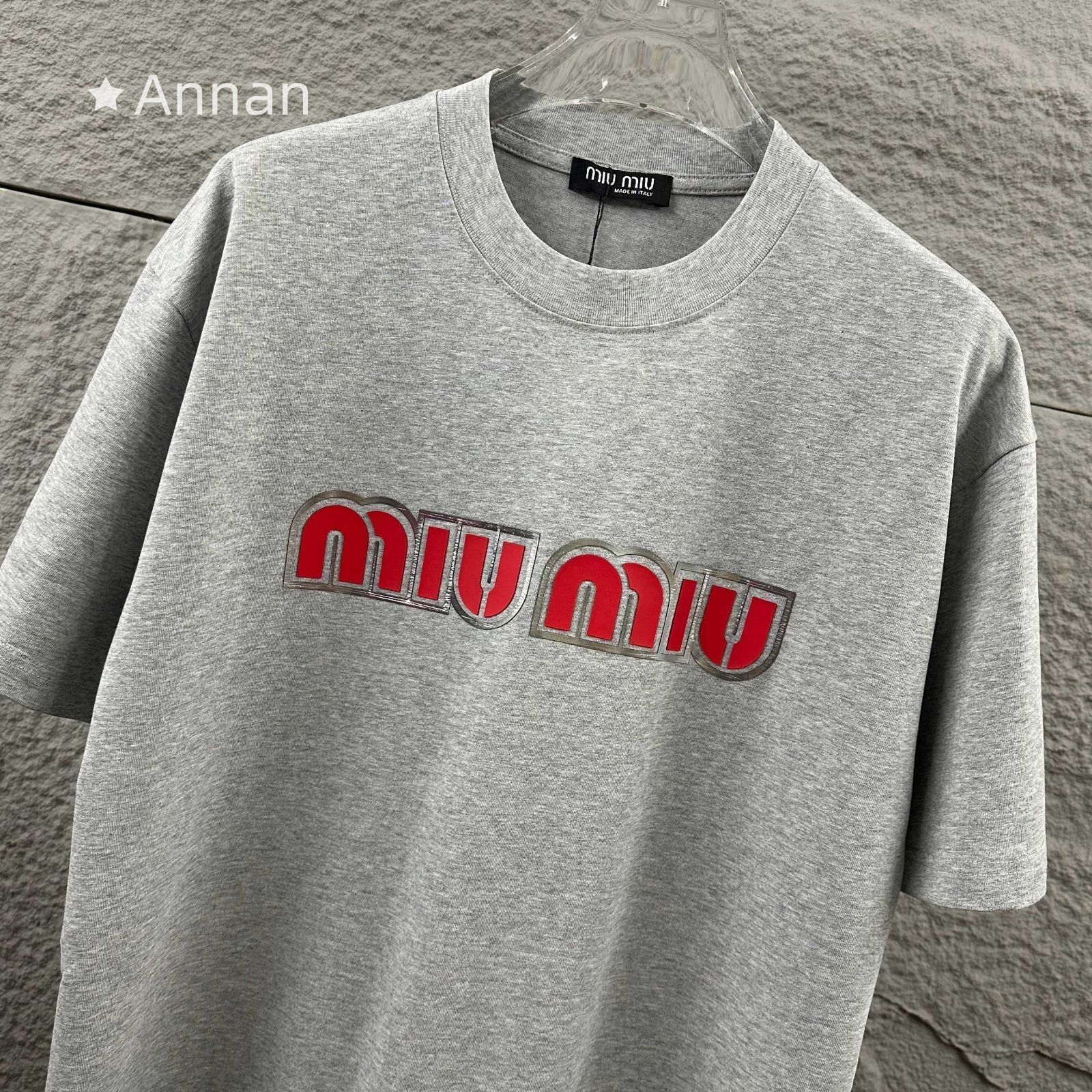 超極SSS美品 MIUMIU ミュウミュウ Tシャツ 半袖 夏服 トップス 男女