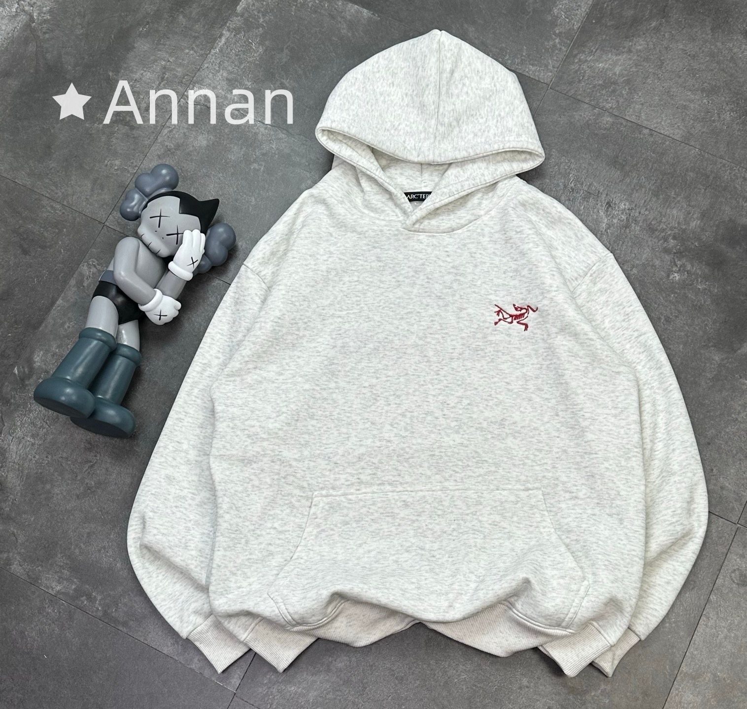 【限定】送料無料新品！新品 タグ付 ARC'TERYX アークテリクス パーカー シンプルフード付きパーカー ユニセックス