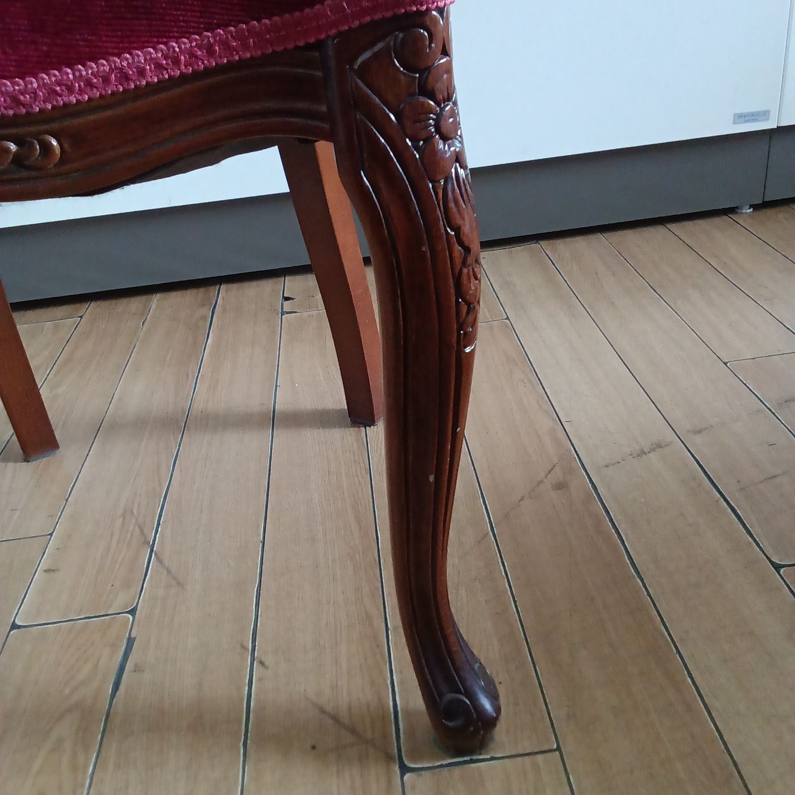 【別出品の机と同時購入してください】※猫脚木製椅子 イス チェア　アンティーク調 関東地域限定販売 リユースのサカイつくば店☆ 輸入家具 イタリア製