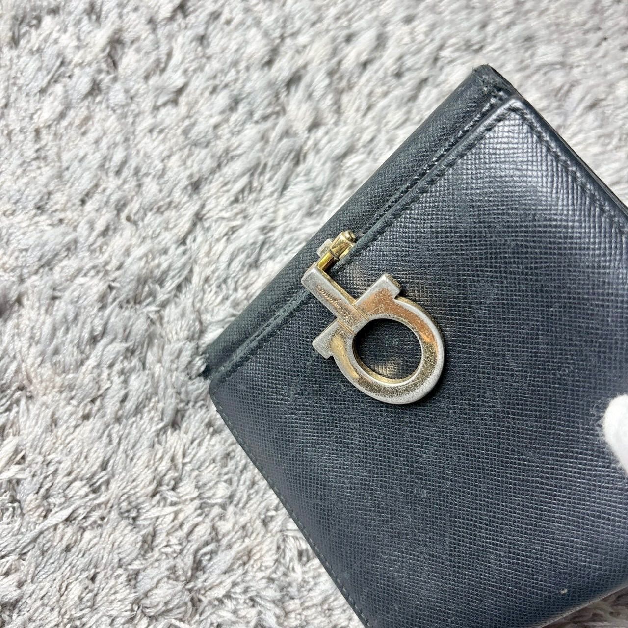 Salvatore Ferragamo フェラガモ 二つ折り財布 レザー ブラック