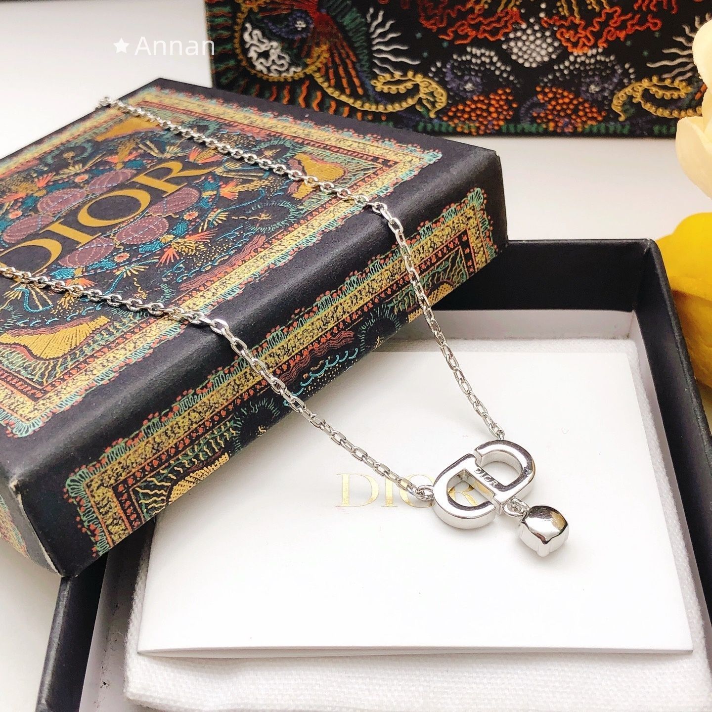 未使用品】最終値下げ 新品！新品 CHRISTIAN DIOR クリスチャン
