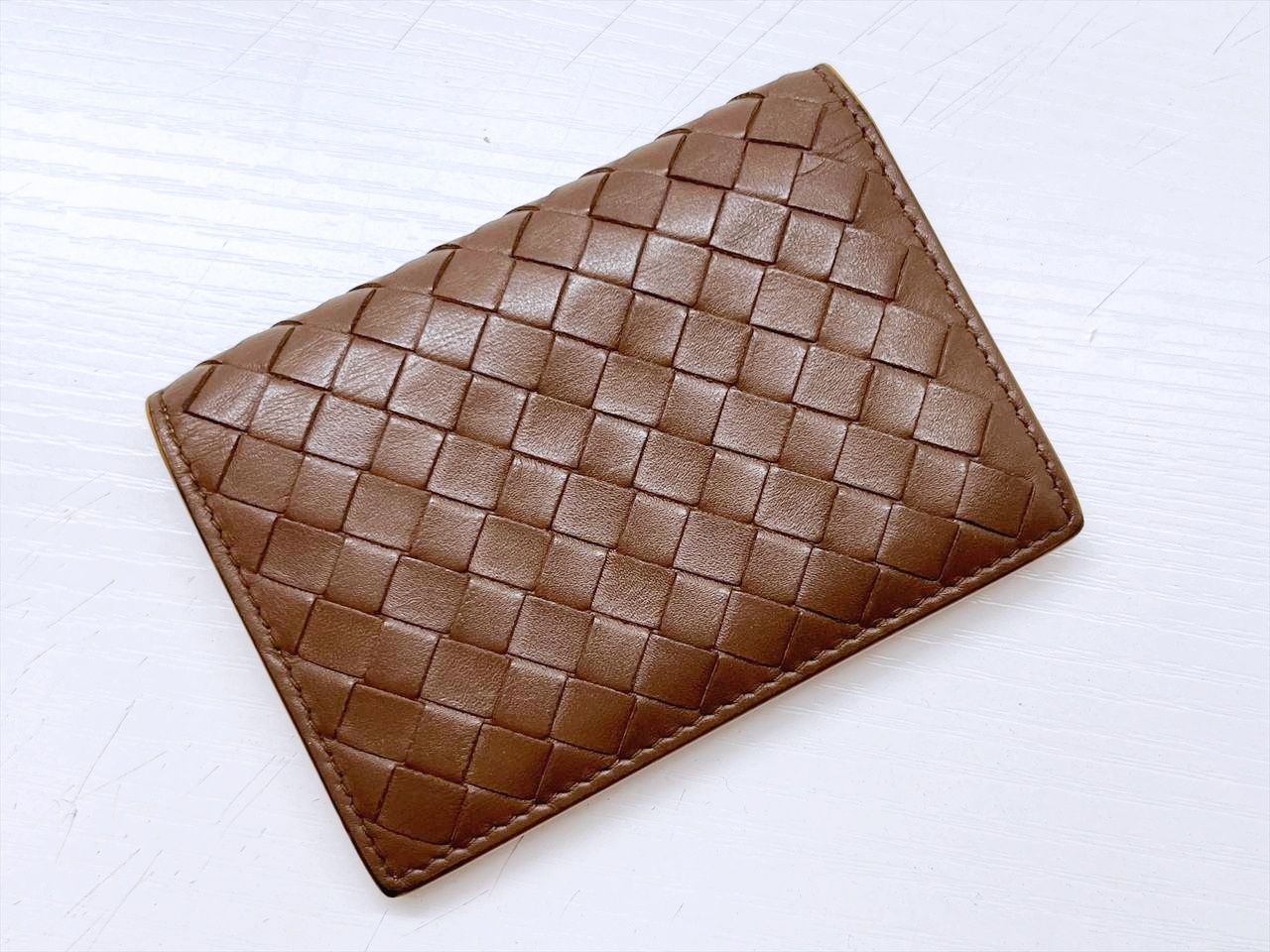 良品◇現行 ボッテガヴェネタ イントレチャート ケース ブラウン Bottega Veneta ボッテガヴェネタ イントレチャート フラップ カード