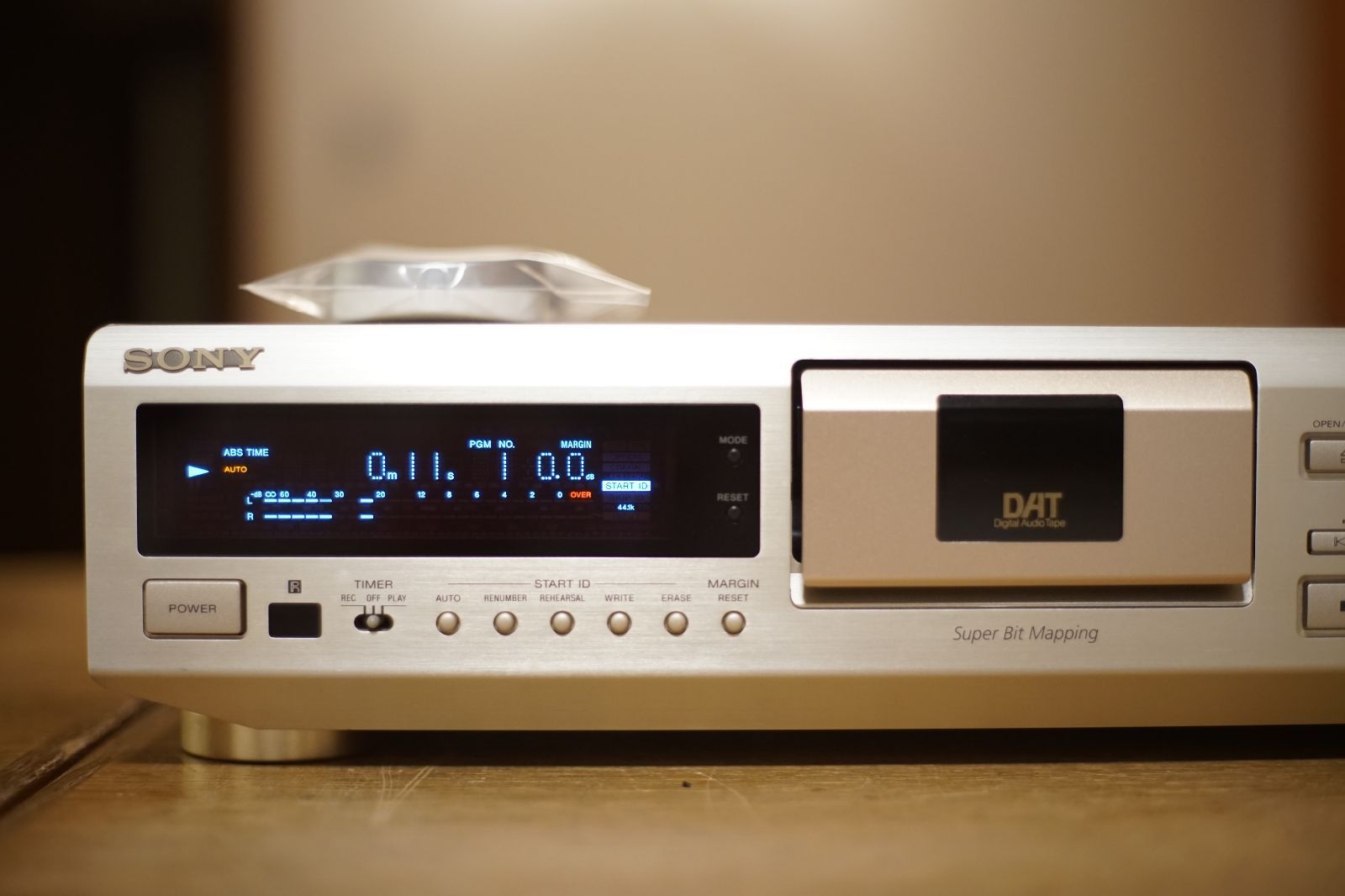 動作保証あり SONY DTC-ZE700 DATデッキ - メルカリ