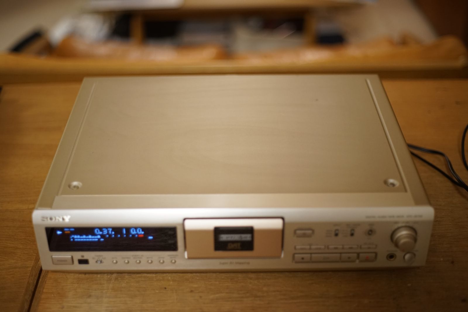 保証付き SONY DAT デッキ DTC-ZE700 DTC-ZE700 SONY DATデッキ