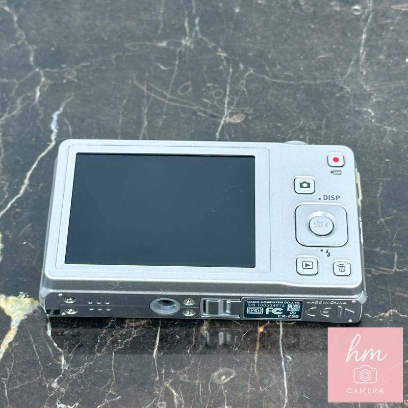 CASIO EXILIM EX-ZS5 シルバー 1410万画素 光学5倍ズーム 広角26mm