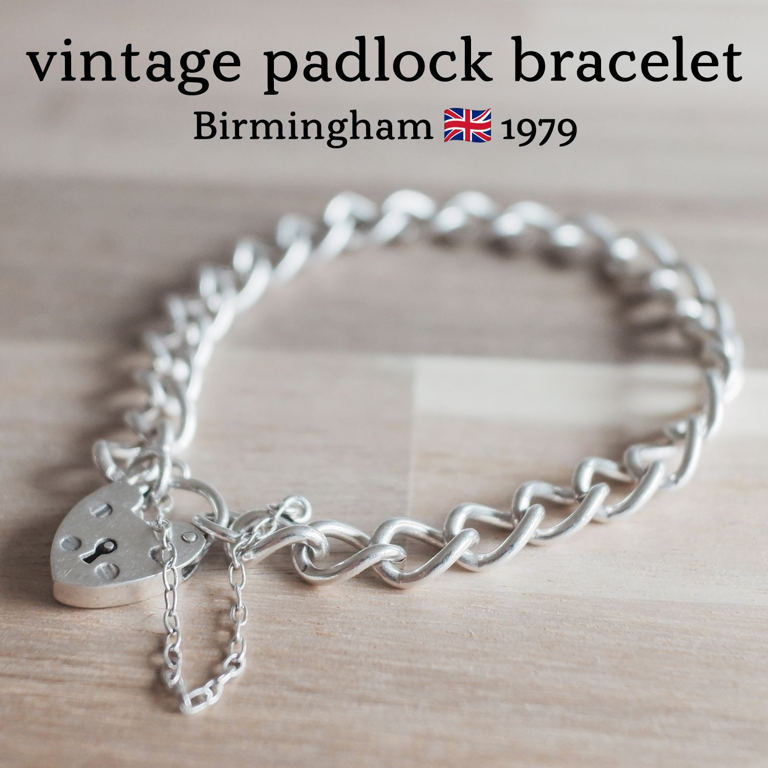 英国製 1979年 ヴィンテージ 】パドロックブレスレット 南京錠 ホール