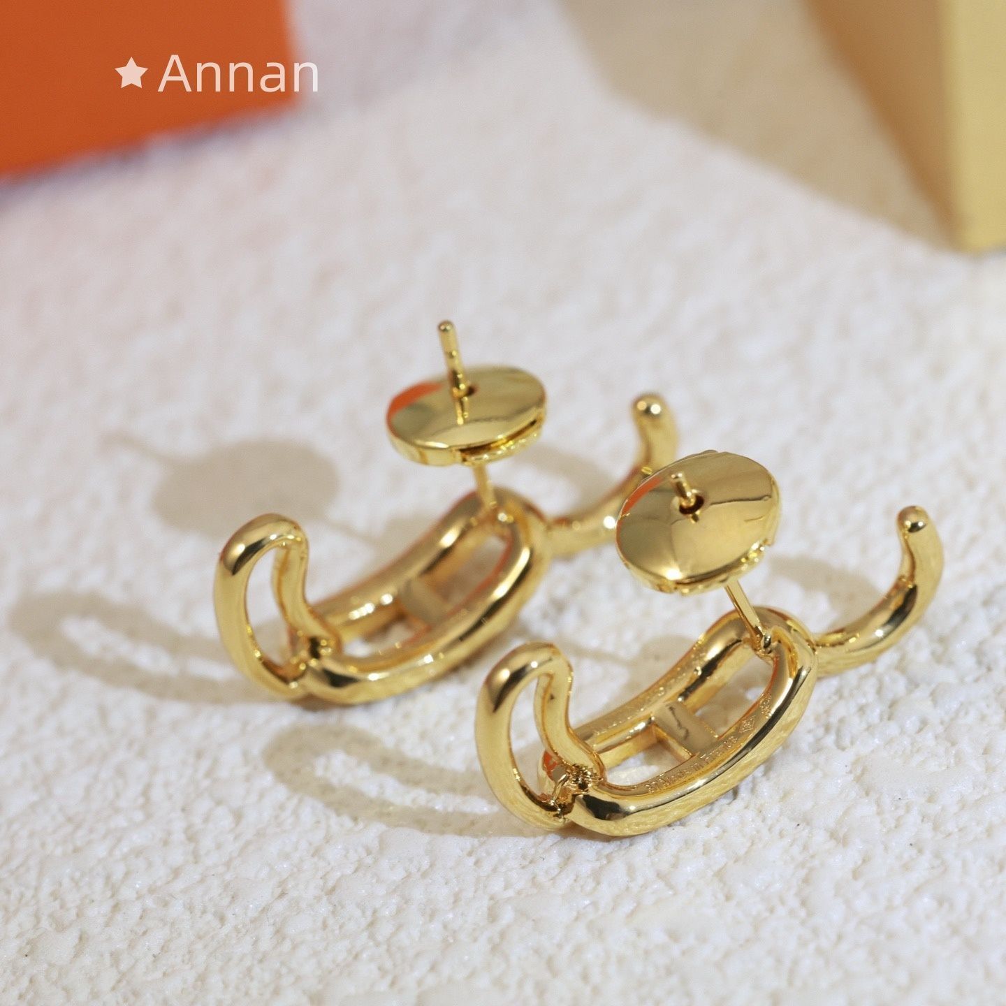 極美品】【希少】美品 新品 HERMES エルメス ピアス レディース 結婚式