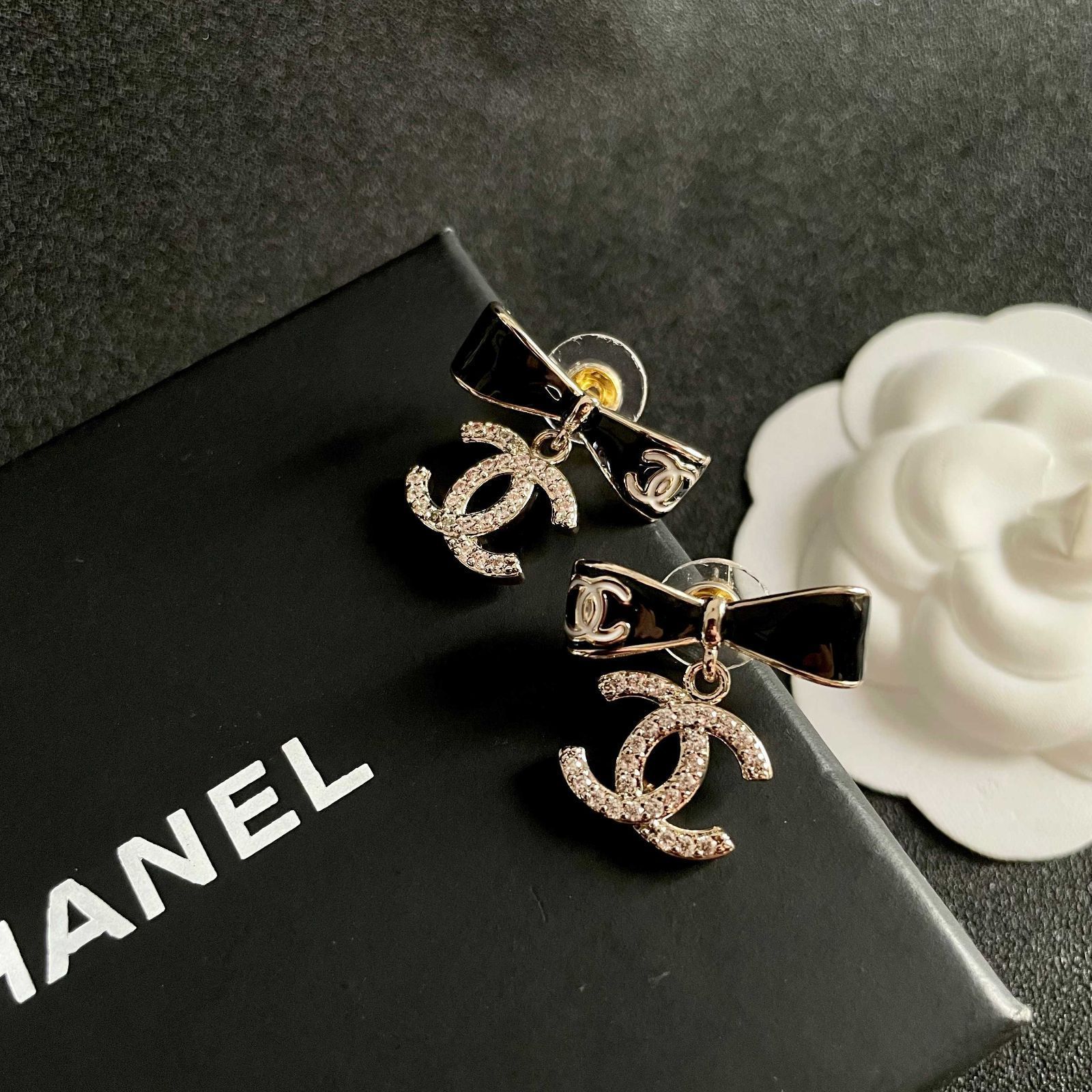 お値下げ！限定 新品 CHANEL シャネル ピアス レディース 結婚式 卒業