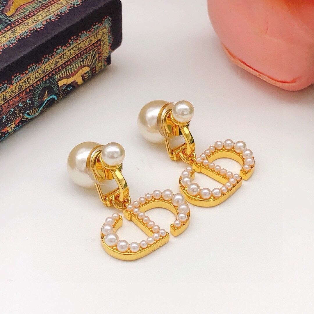 超美品 本日特価新品 CHRISTIAN DIOR クリスチャン ディオール ピアス