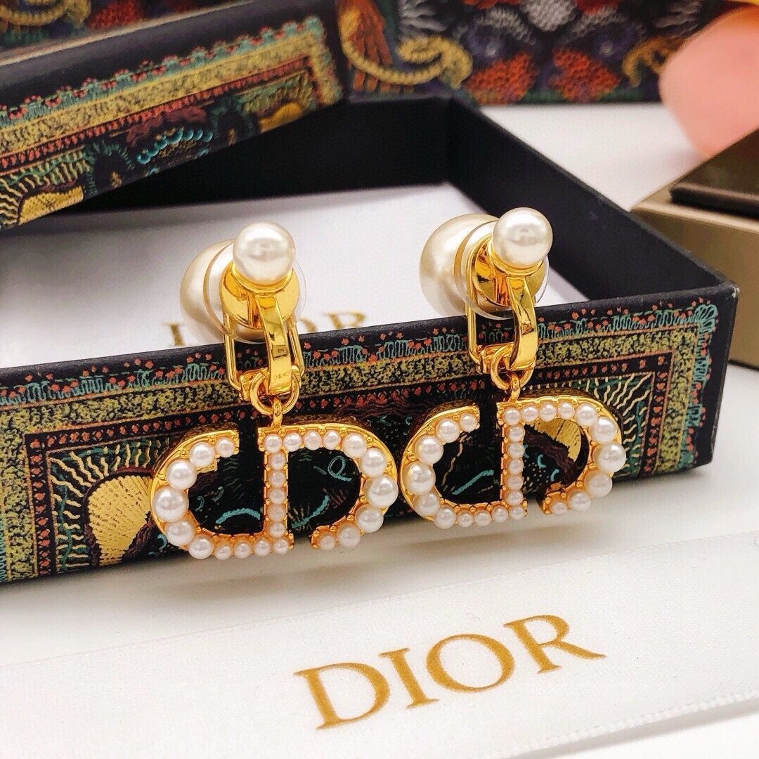 超美品/レディース ピアス ディオール 超美品 本日特価新品 CHRISTIAN DIOR クリスチャン ディオール ピアス