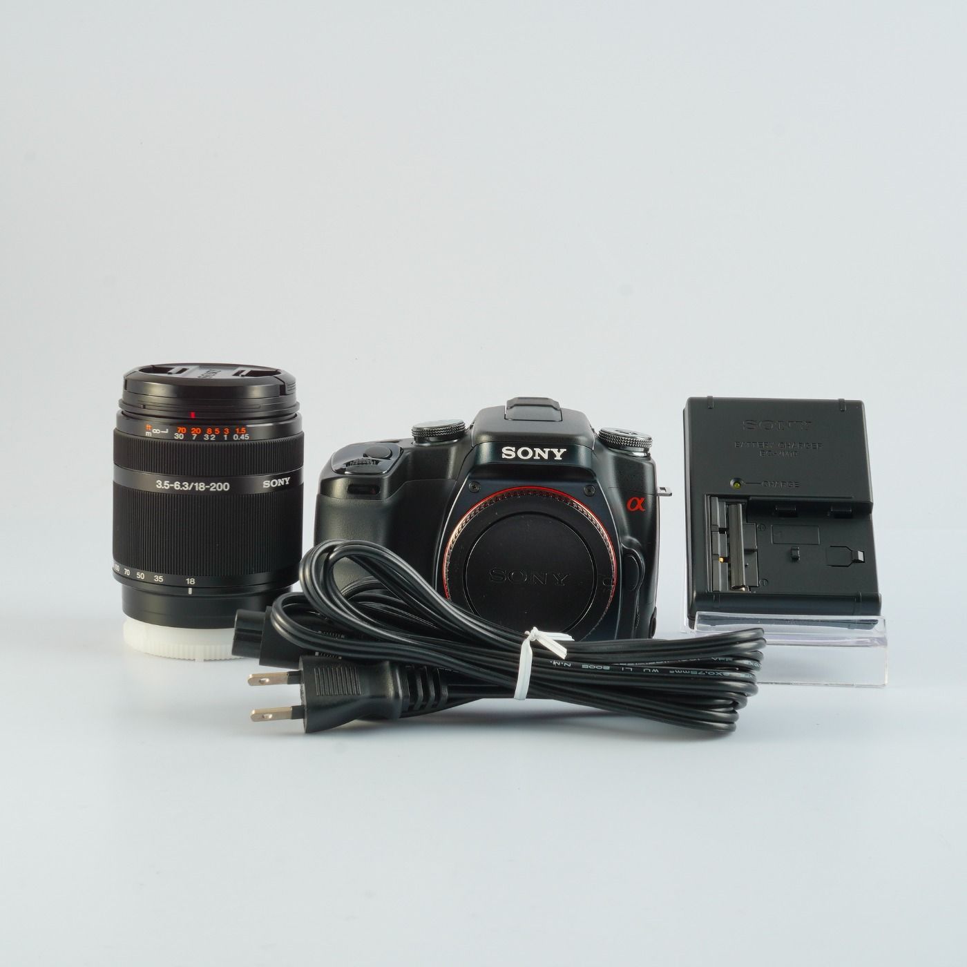 SONY ソニー Alpha + DT 18-200mm F/3.5-6.3 デジタル一眼レフカメラ