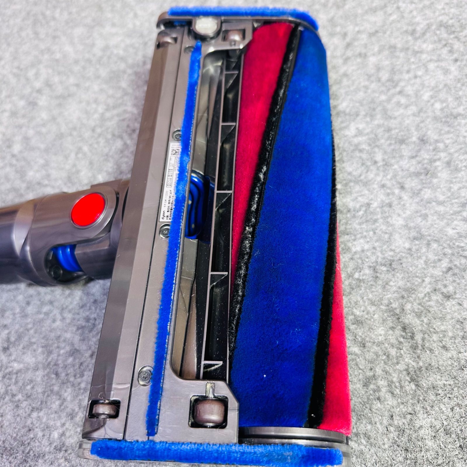 ダイソン コードレス掃除機 V7 SV11 充電器 隙間ノズル付き - メルカリ