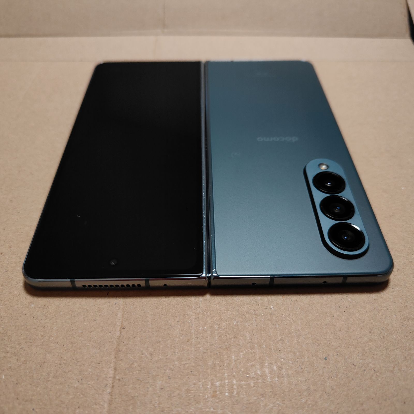 訳あり】Galaxy Z Fold4 docomo 256GB SIMフリー - メルカリ
