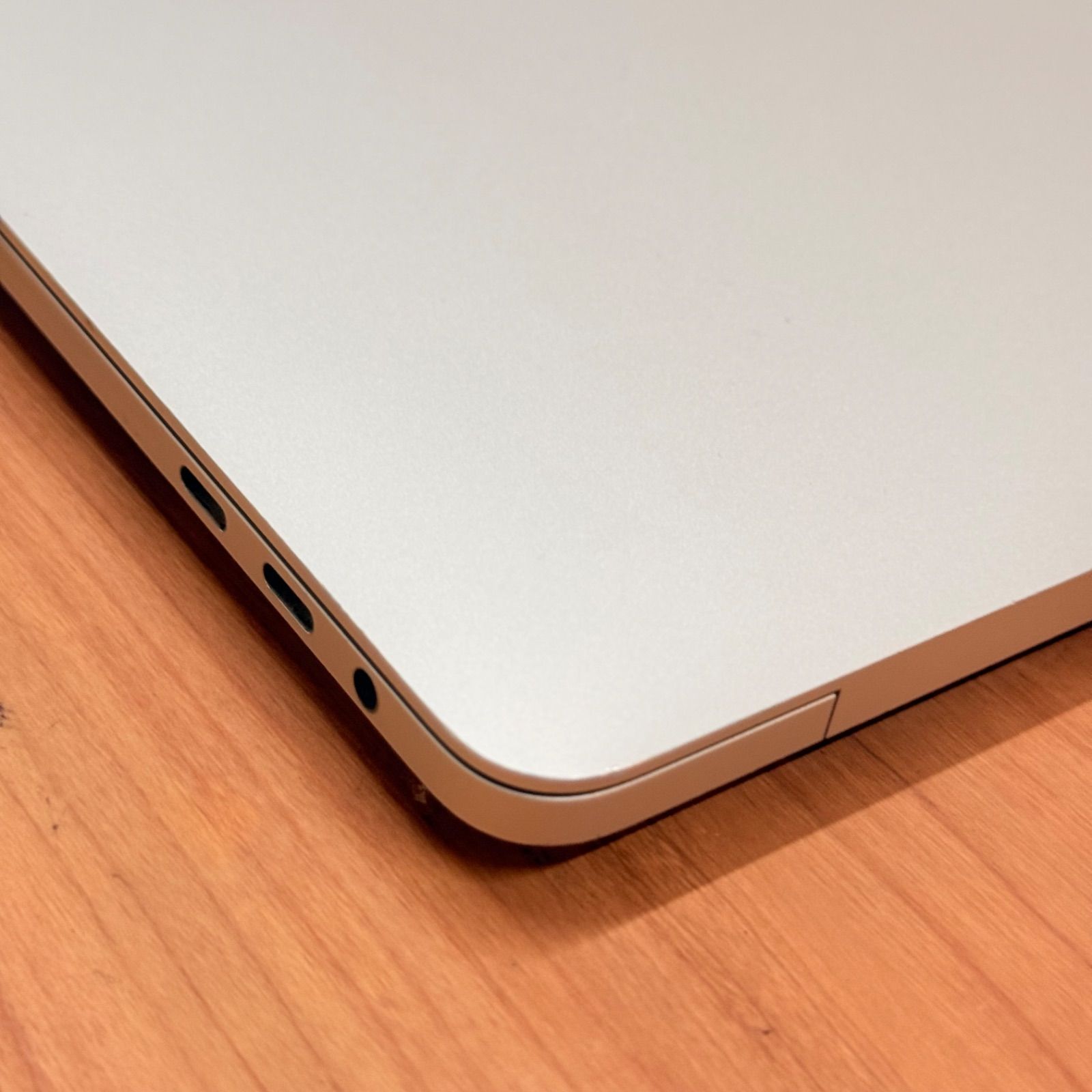 動作確認済】 MacBook pro 13インチ 2020 アップル Apple corei7 32GB