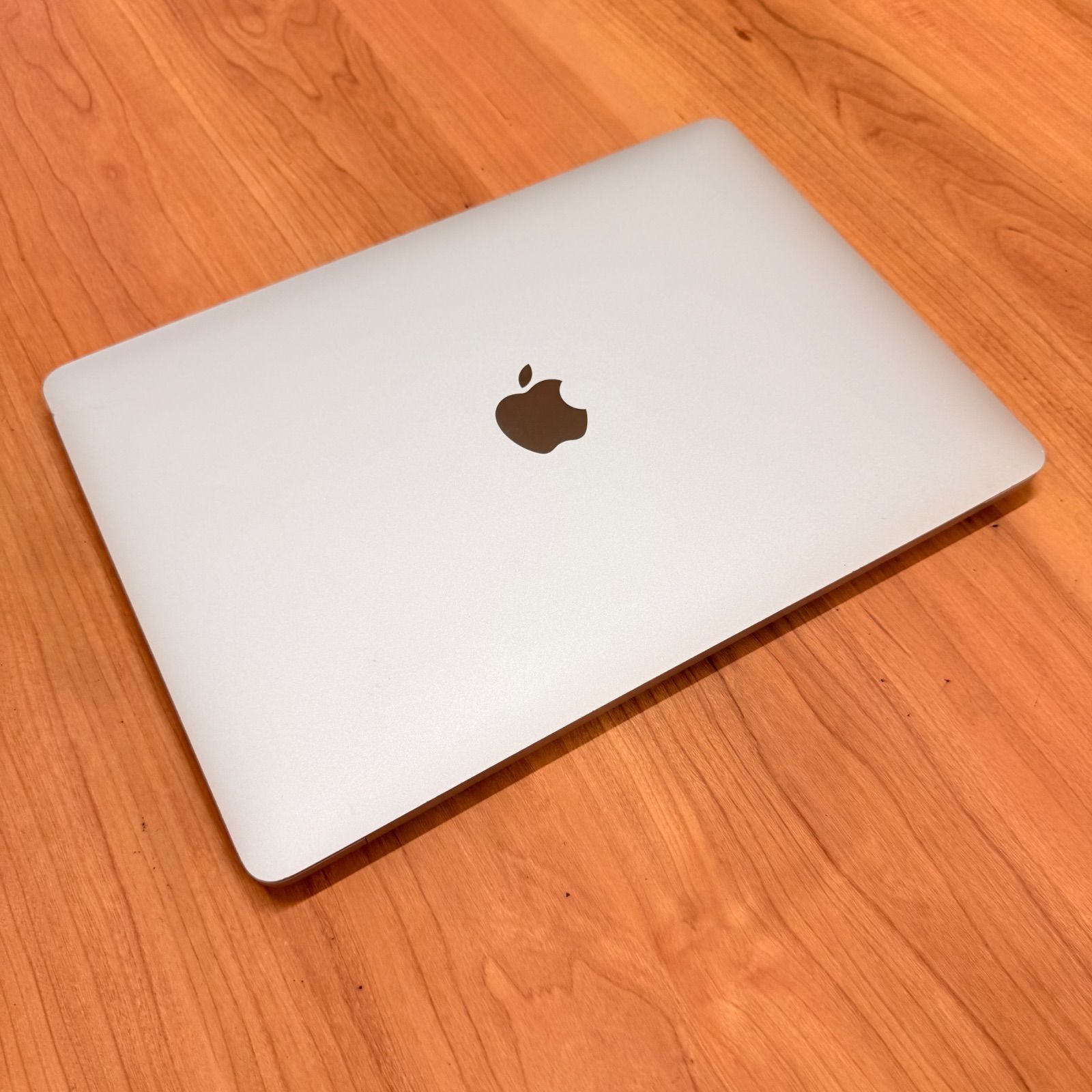 動作確認済】 MacBook pro 13インチ 2020 アップル Apple corei7 32GB