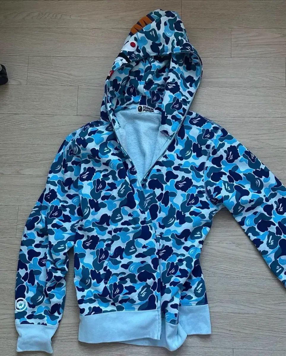 正規品 A BATHING APE アベイシングエイプ ブルー カモフラ シャーク ジップアップ