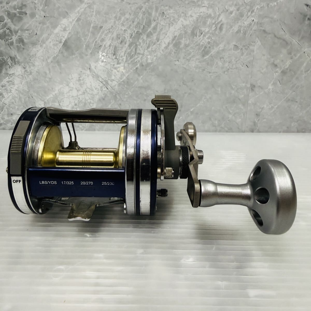 Abu Garcia アブ ガルシア ambassadeur アンバサダー 7000C4LD 簡易