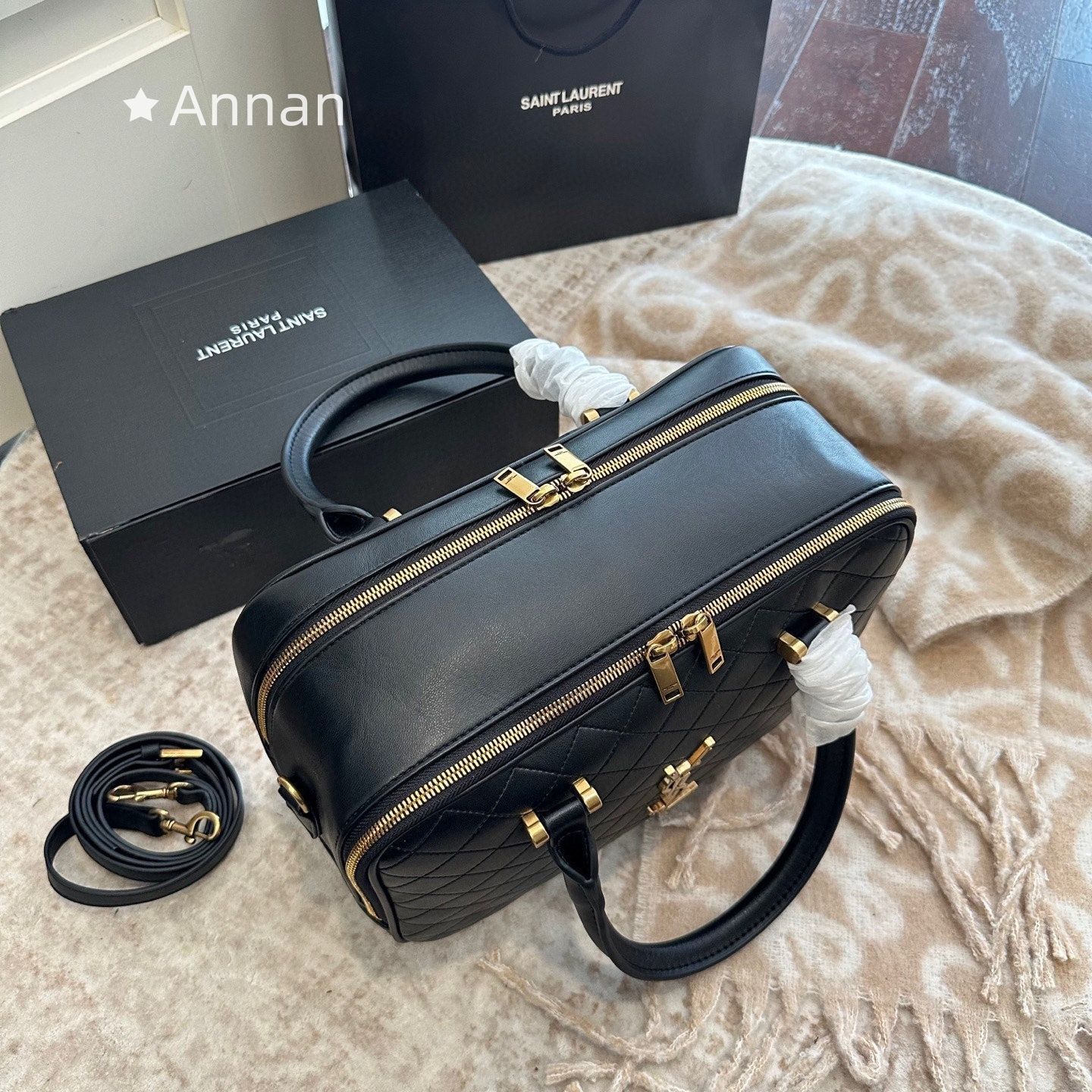 限界価格 超美品レディース YSL Yves Saint Laurent イヴサンローラン 