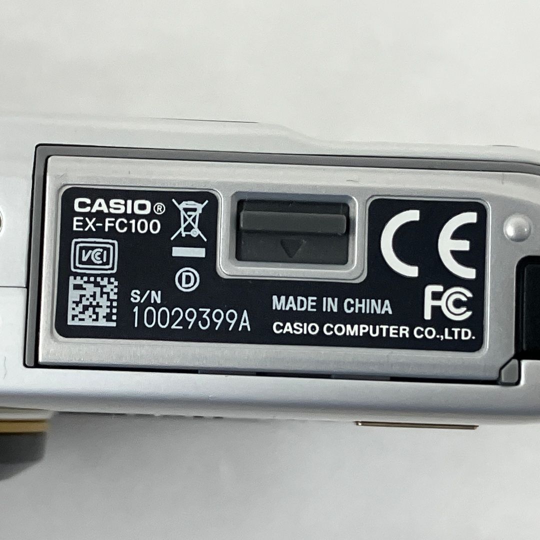CASIO EX-FC100 HIGH SPEED EXILIM デジタルカメラ コンデジ カシオ