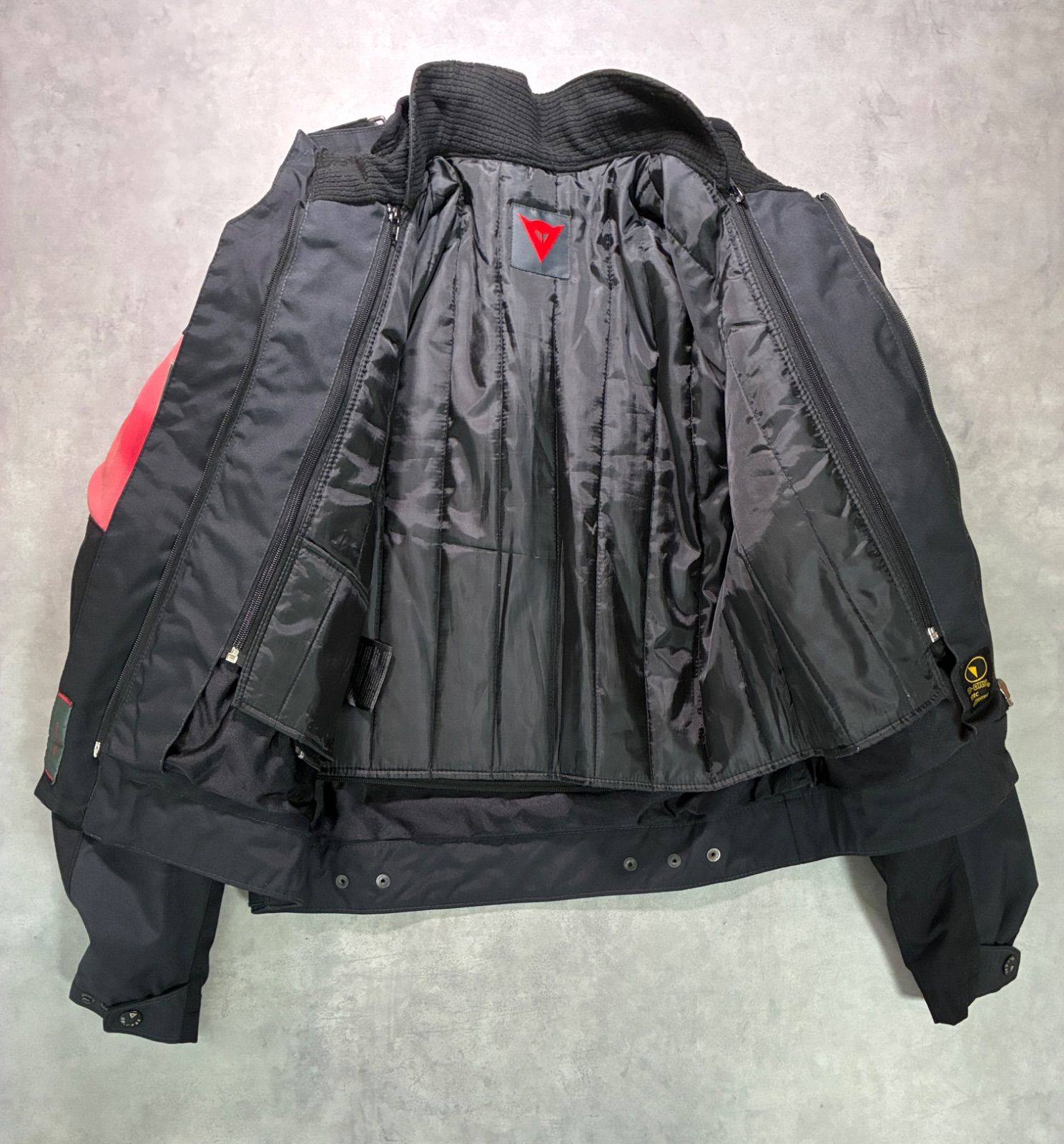 ダイネーゼ DAINESE バイクジャケット プロテクター付 D-DRY 黒赤
