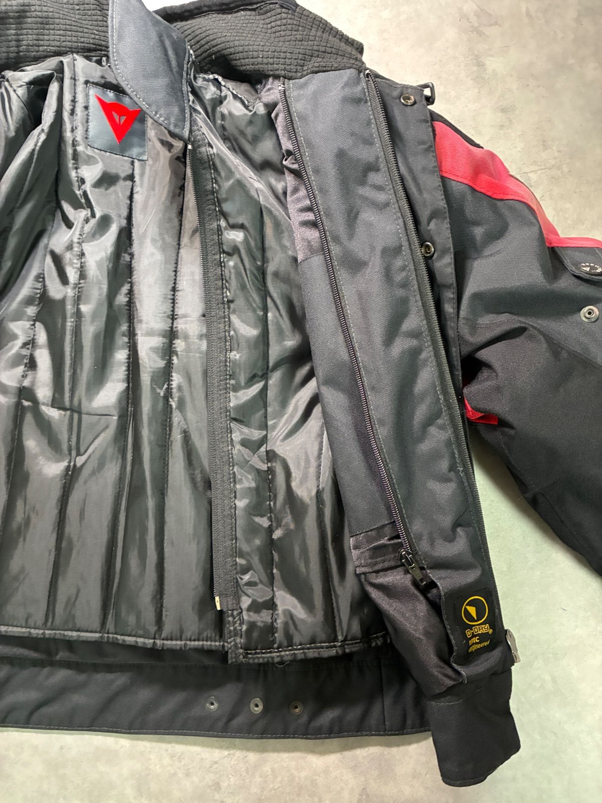 ダイネーゼ DAINESE バイクジャケット プロテクター付 D-DRY 黒赤