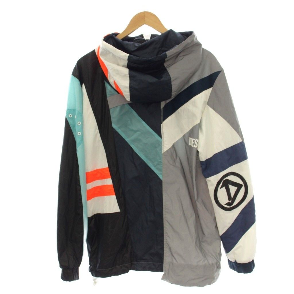マウンテンパーカー ディーゼル DIESEL - ナイロンジャケット