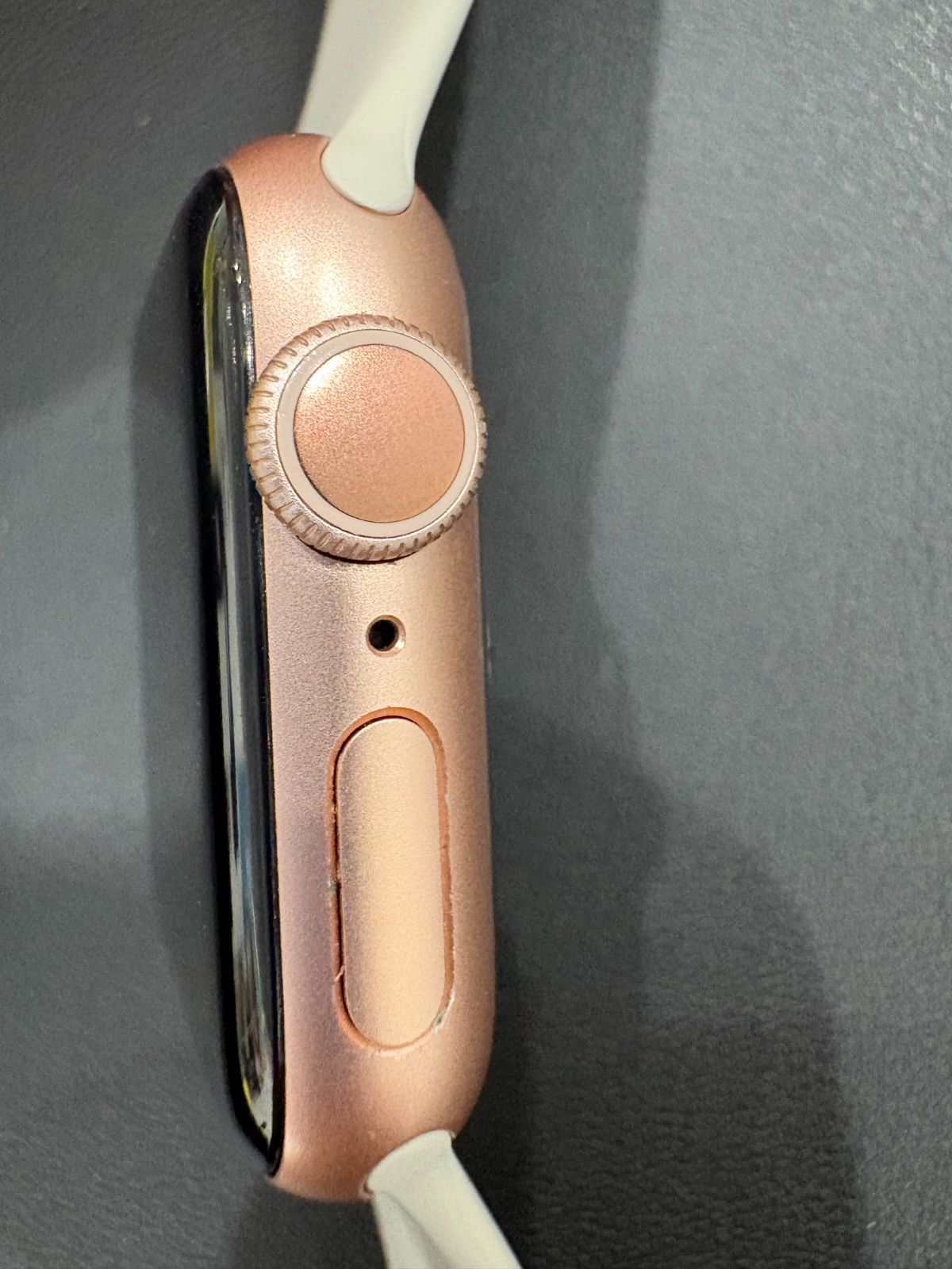 中古）Apple watch Series6 40mm GPS ゴールド【W0002】 - メルカリ