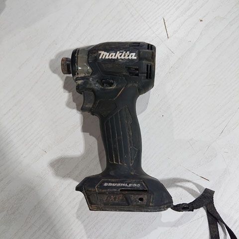 MAKITA　マキタ　TD173D　18V　充電式インパクトドライバ　本体のみ