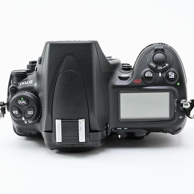 良品＞ Nikon D700 ボディ｜フルサイズ一眼レフ｜シャッター数7,652回