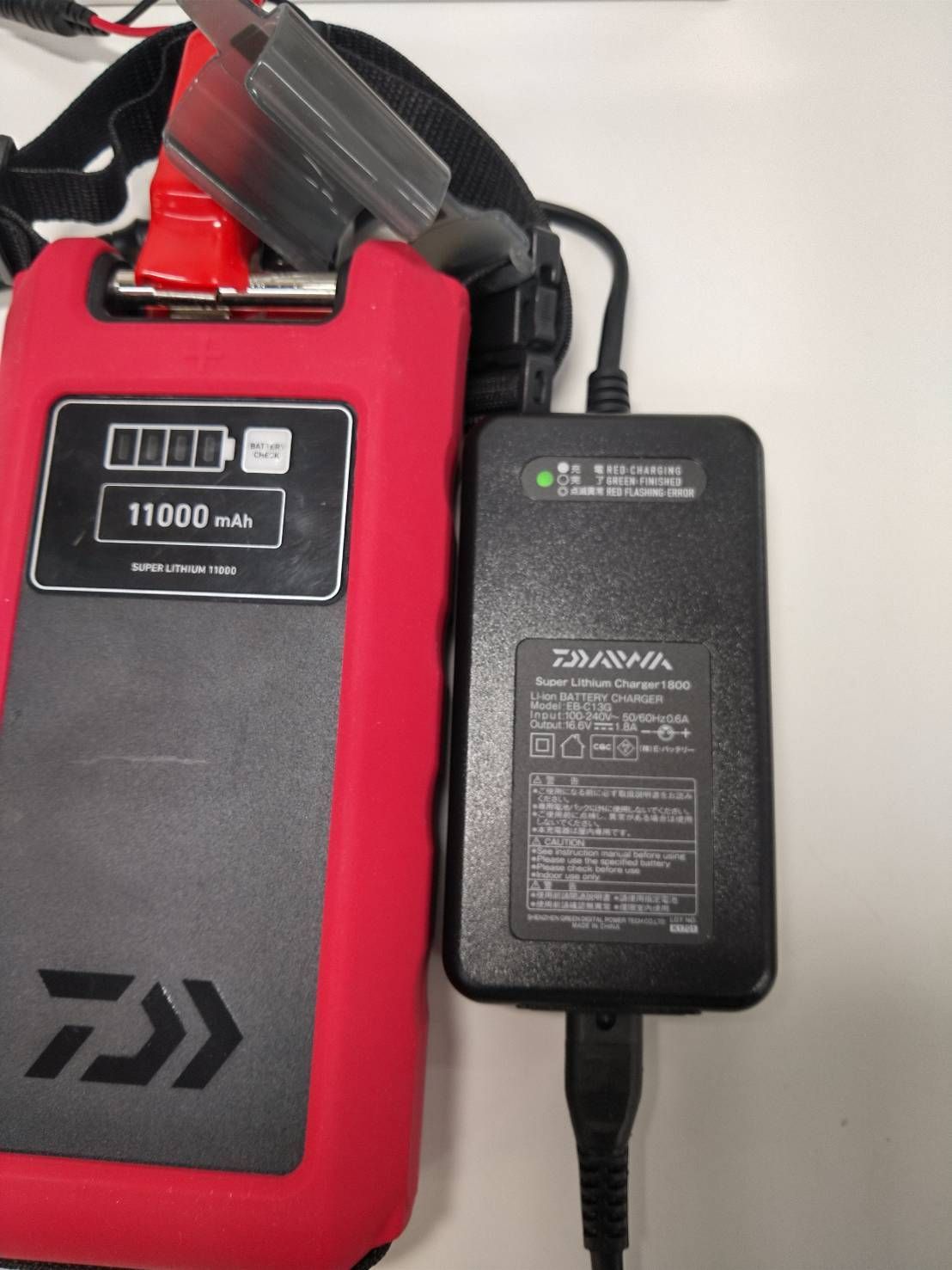 ダイワ　スーパーリチウム 11000 ダイワ スーパーリチウム11000WP－C 充電器付 リチウムイオン