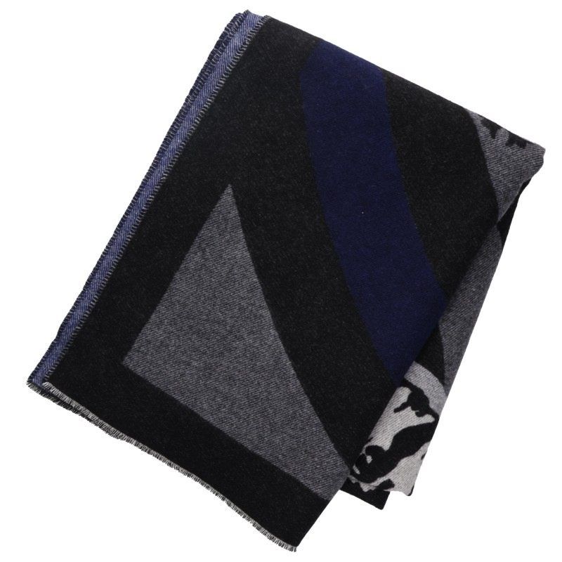 Throws & Blankets
